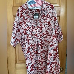 NWT Men’s Eddie Bauer Short Sleeve Button Down Shirt